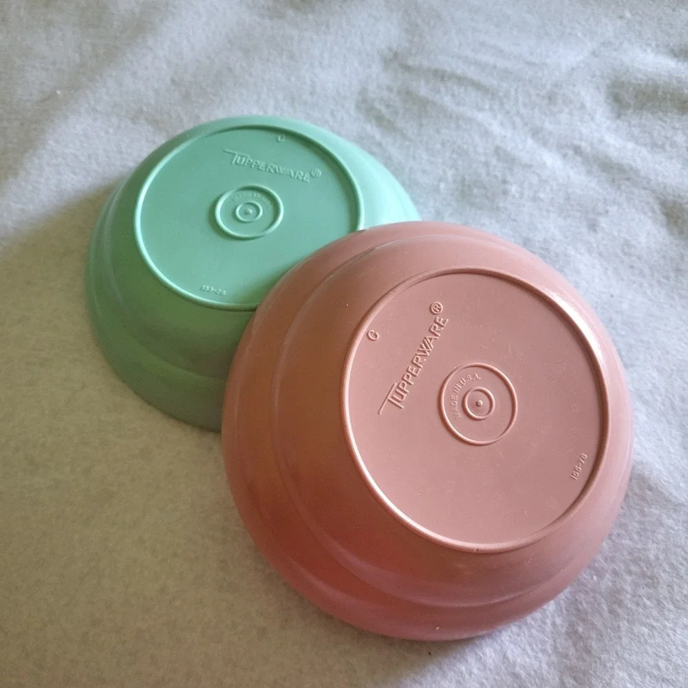 Vintage Tupperware Cereal Bowls Set of 2 Pink & Mint Green 155-26 155-78 USA